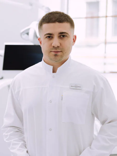 Фрунза Максим Анатолійович